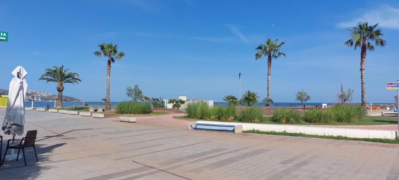Casa Adosada Gran Avenida Con Billar Benicàssim Екстериор снимка