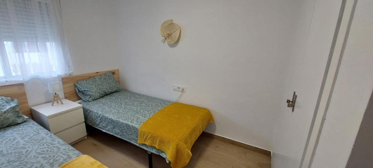 Casa Adosada Gran Avenida Con Billar Benicàssim Екстериор снимка